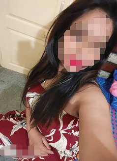 Farhana 8" Top Big Size Cock Juicy Boobs - Acompañantes masculino in Kochi Photo 12 of 12