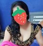 Farhana - Transsexual escort in Kochi Photo 1 of 3