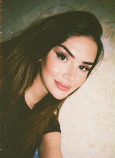 Nigar - Male escort in Riyadh Photo 2 of 6