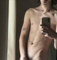 Farid - Male escort in Baku