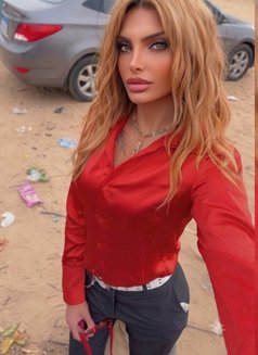 Farida - Acompañantes transexual in Cairo Photo 17 of 18