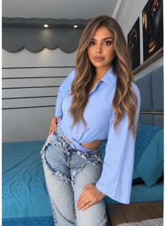Farida - Transsexual escort in Cairo Photo 22 of 22