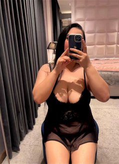Farida New in Riyadh 🇸🇦 - escort in Riyadh Photo 9 of 9