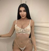 Farida Shemale Big Cock Thailand - Acompañantes transexual in Riyadh Photo 1 of 15