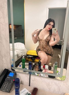 Farida - Acompañantes transexual in Bangkok Photo 7 of 13