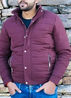 Faridabad - Acompañantes masculino in Faridabad Photo 1 of 2