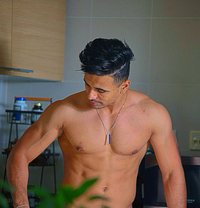 Faris - Male escort in Riyadh