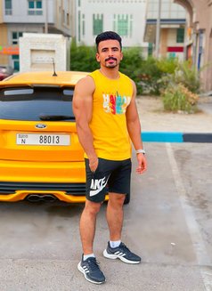 Faris Top - Male escort in Riyadh Photo 7 of 9