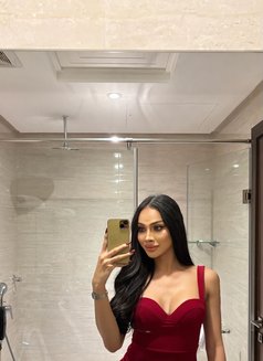 Faro 69cp - Transsexual escort in Al Manama Photo 13 of 17