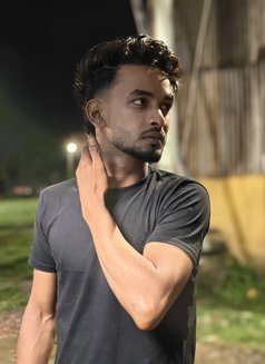 Faruk Roy - Male escort in Kolkata Photo 1 of 3