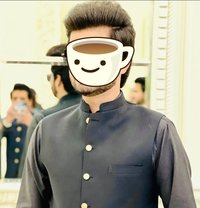 Farukh Daniel - masseur in Lahore