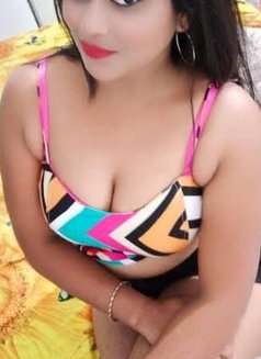 Farveena Mallu 8 "Dik Cutee - Acompañantes transexual in Thiruvananthapuram Photo 6 of 8