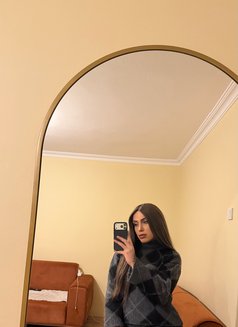 Farya Aura - Transsexual escort in İstanbul Photo 4 of 4