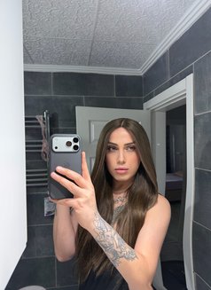 Farya Aura - Transsexual escort in İstanbul Photo 5 of 9