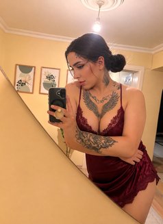 Farya Aura - Acompañantes transexual in İstanbul Photo 5 of 5