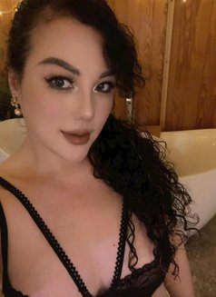 Fat and Big Body - puta in Al Manama Photo 3 of 7