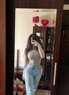 Faten - escort in Beirut Photo 1 of 3
