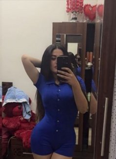 Faten - escort in Beirut Photo 2 of 3