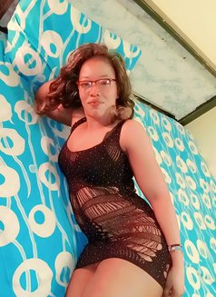 Fathma - puta in Khobar Photo 2 of 4