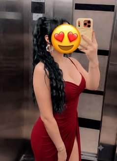 Fati, a Moroccan Escort in Ajman - escort in Ajmān Photo 3 of 10