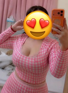 Fati, a Moroccan Escort in Ajman - escort in Ajmān Photo 9 of 10