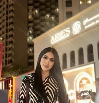 Fatima big dick both - Male escort in Dubai