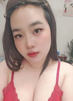 Fatima chubby - escort in Muscat Photo 15 of 15