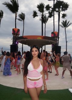 Fatima Dadoll - escort in Manila Photo 4 of 28