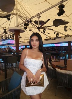 Fatima Dadoll - escort in Manila Photo 5 of 28