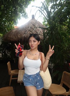 Fatima Dadoll - escort in Manila Photo 8 of 28