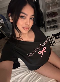 Fatima Dadoll - escort in Manila Photo 12 of 28