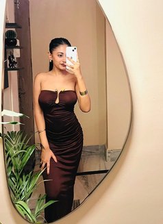 Fatima - escort in Navi Mumbai Photo 1 of 4