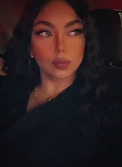 Fatima - escort in Riyadh Photo 3 of 6