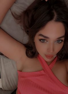 Fatima - escort in Jeddah Photo 4 of 5