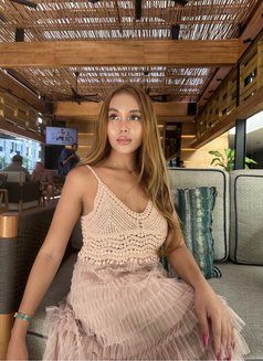 escort in BGC escort in Makati - escort in Makati City Photo 22 of 30