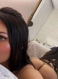 Fatima - escort agency in Cairo Photo 3 of 5