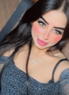 Fatima - escort in İstanbul Photo 3 of 8