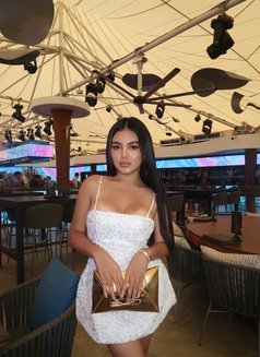 Fatima - Transsexual escort in Hong Kong Photo 1 of 10