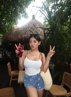 Fatima - Transsexual escort in Hong Kong Photo 3 of 10