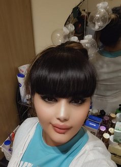 Fatima - escort in Muscat Photo 2 of 5