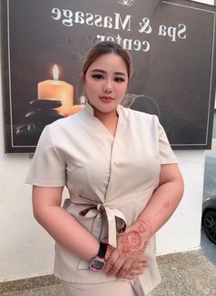 Fatima - masseuse in Abu Dhabi Photo 10 of 19