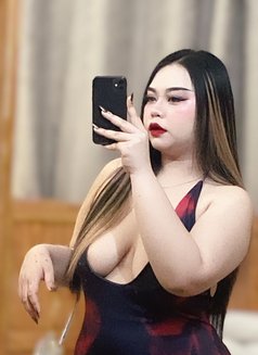 Fatima - escort in Al Manama Photo 2 of 7