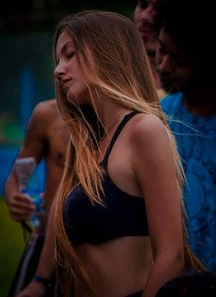 FATIMA VIP BEST SERVICE - escort in Muscat Photo 2 of 7