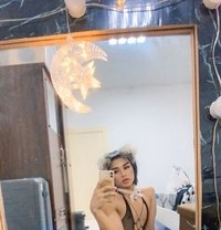 Fatin Big cock full fun - Transsexual escort in Abu Dhabi