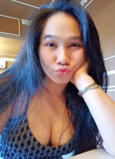 Fatin - escort in Jeddah Photo 1 of 7