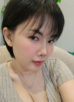 Fatin good service Massage - puta in Khobar Photo 2 of 4