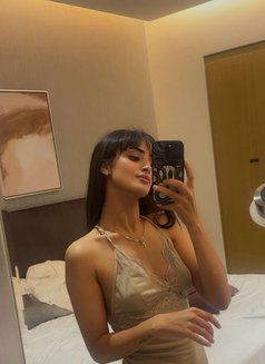 Fatin - escort in Dubai Photo 3 of 8