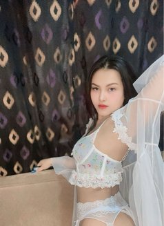 Fatin - escort in Al Manama Photo 4 of 6