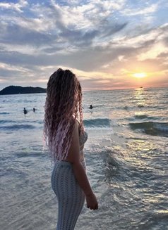 Fatin - puta in Phuket Photo 4 of 5