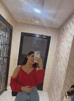 Fatine - escort in İstanbul Photo 1 of 8